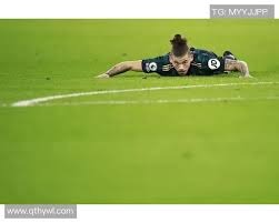 扑克中局势变化怎么看（如何解读扑克牌局的局势变化）