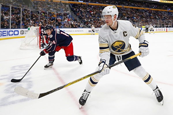 美因茨2-1逆转佛罗伦萨，李在城补时绝杀，霍勒巴赫破门